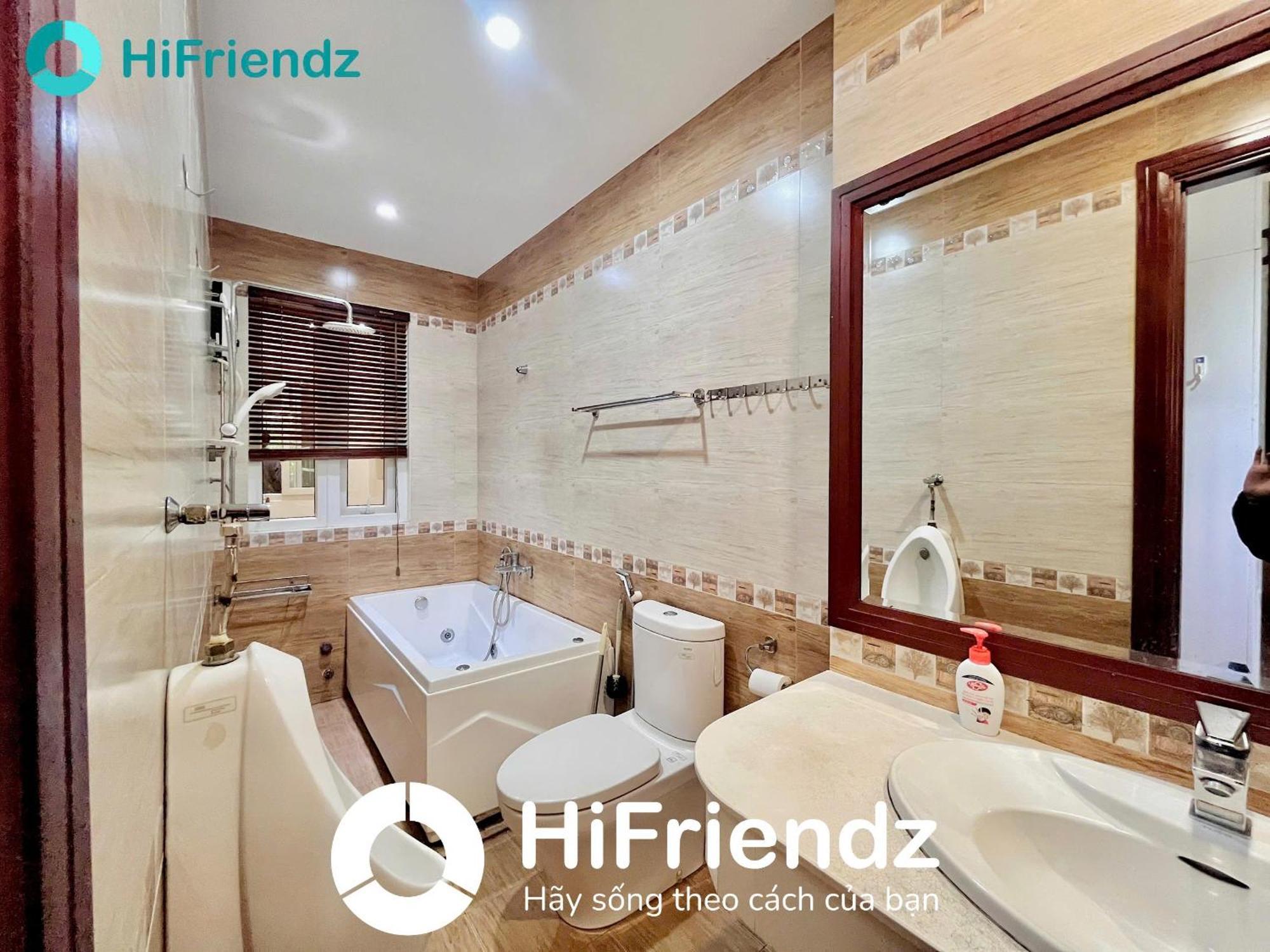 Apartment 86 Pho Quang *