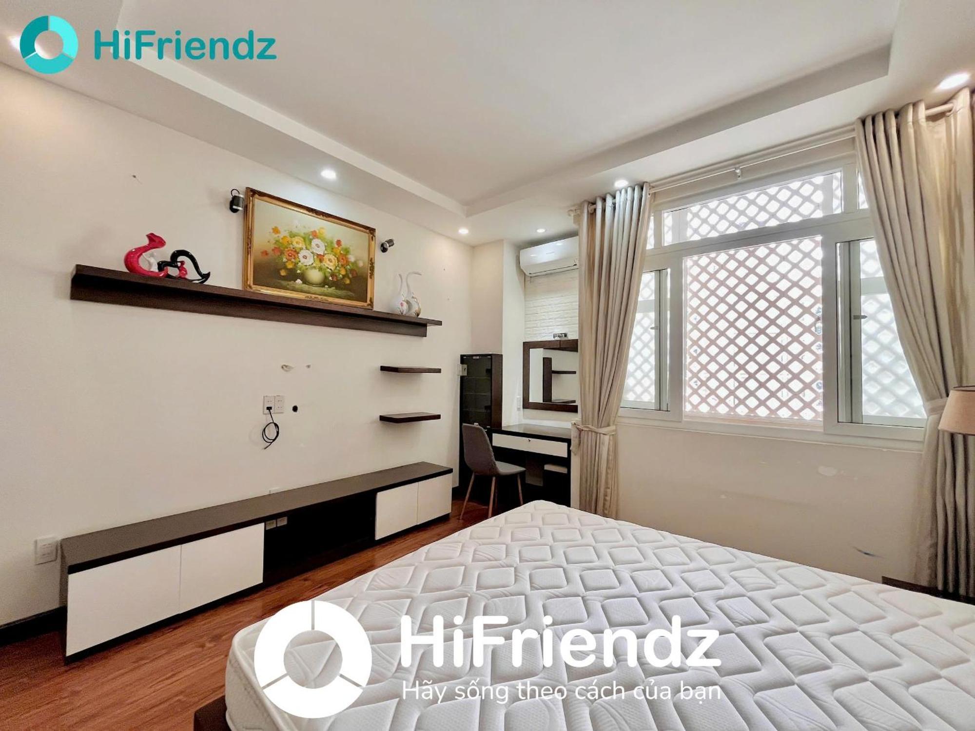 86 Pho Quang Apartment